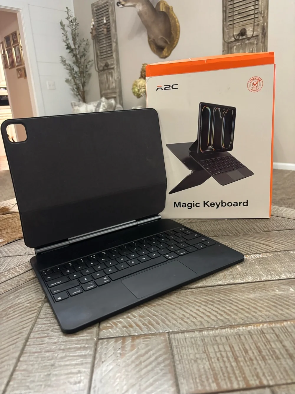 Magic Keyboard Case for iPad Pro 13
